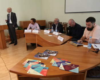 Успехи реализации учебного плана ЕГУ по модели свободных искусств представлены в Санкт-Петербурге